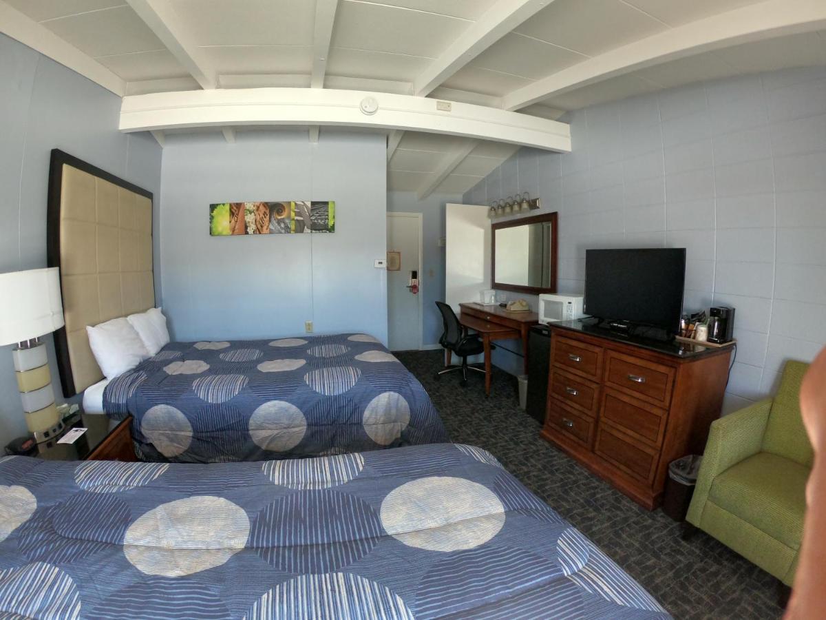 Copper Lantern Motor Lodge West Brookfield Екстериор снимка