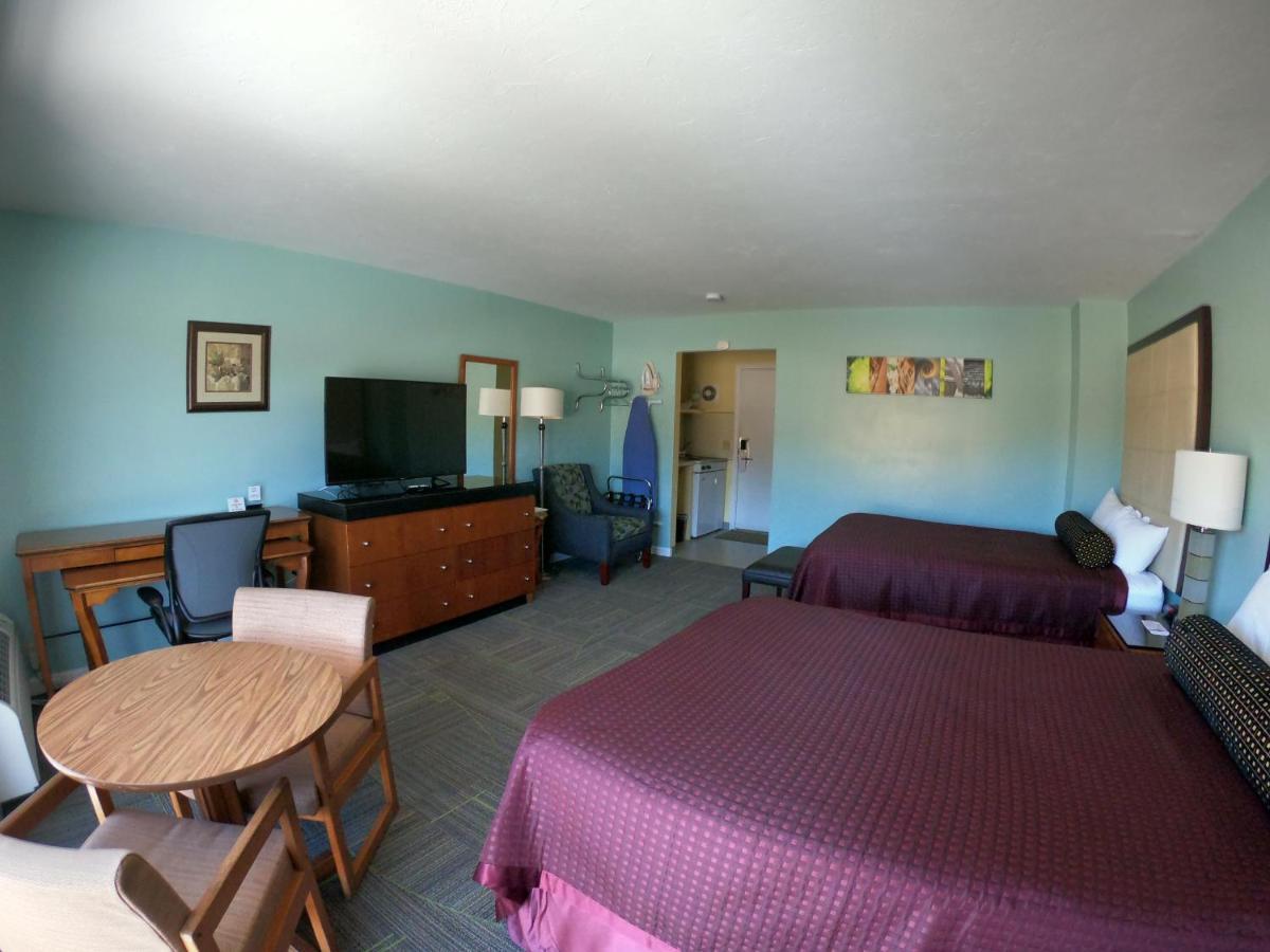 Copper Lantern Motor Lodge West Brookfield Екстериор снимка