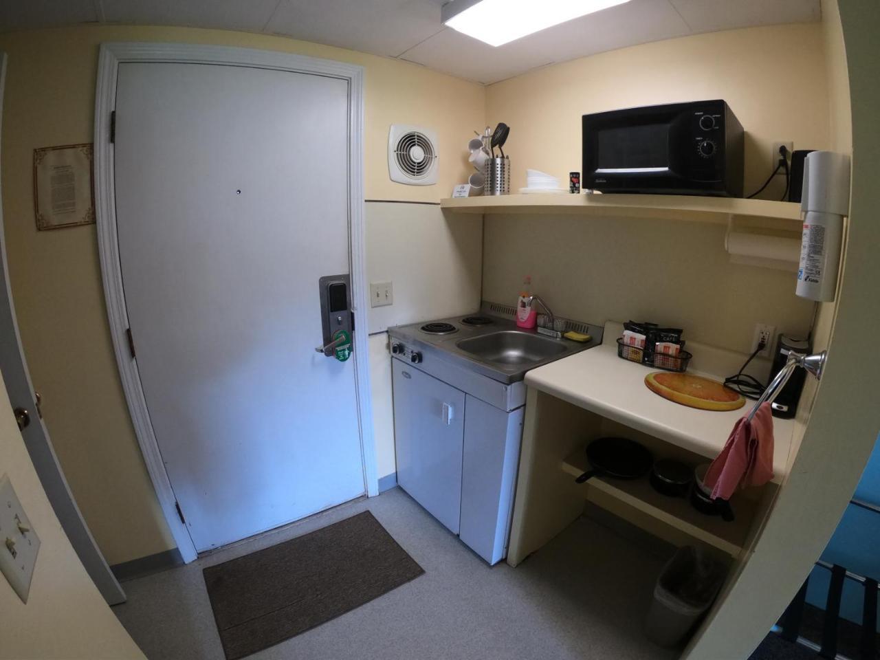 Copper Lantern Motor Lodge West Brookfield Екстериор снимка